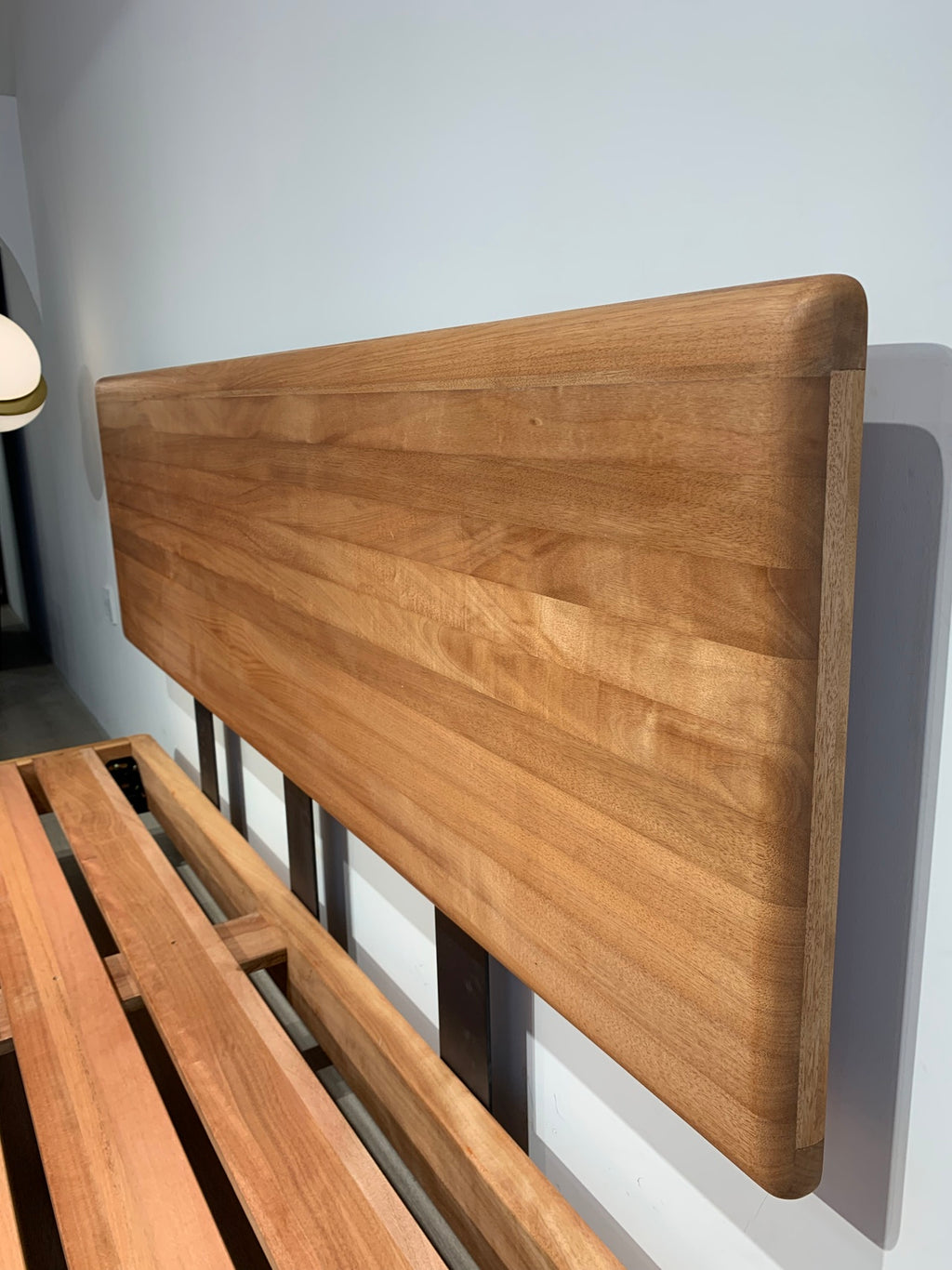 ANJU Solid Walnut Platform Bed with Floating Wooden Headboard, Low Japanese Bed Frame, Queen or King