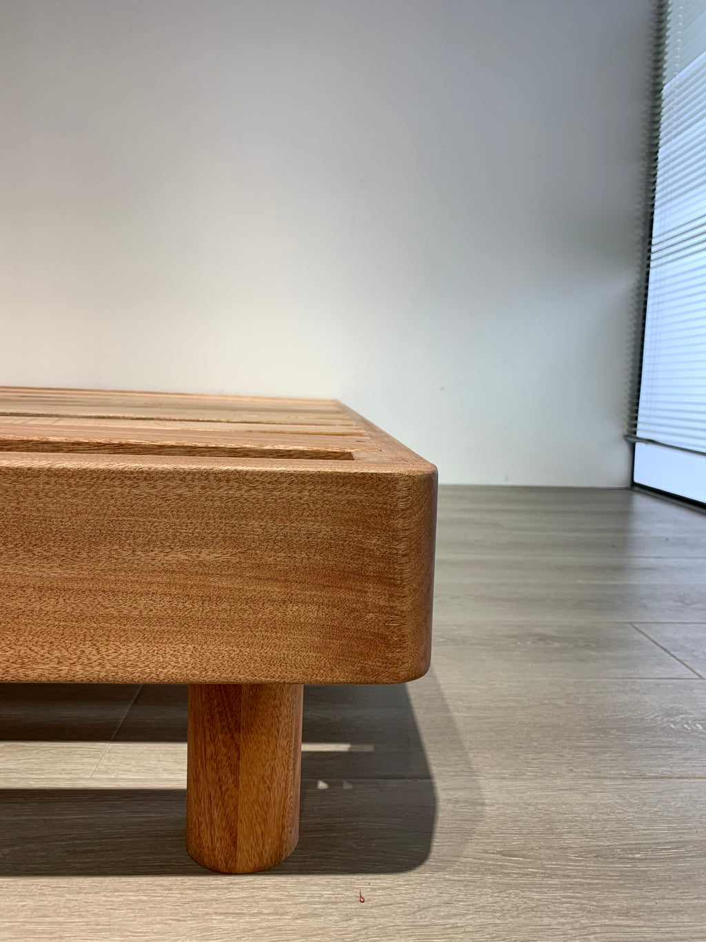 ANJU Solid Walnut Low Platform Bed Frame with Wide Slats, Japanese Tatami Style, Queen or King